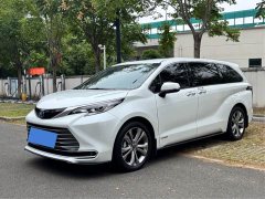 Toyota Sienna 2.5L Hybrid Premium Edition - ფოტო 1