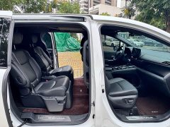 Toyota Sienna 2.5L Hybrid Premium Edition - ფოტო 7