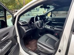 Toyota Sienna 2.5L Hybrid Premium Edition - ფოტო 8