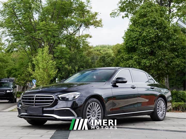 Mercedes-Benz E-Class Facelift E 300 L Fashion Edition