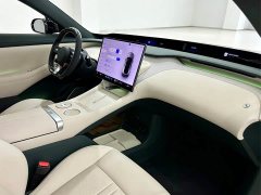 Xiaomi YU7 Four-Wheel Drive Max Edition - ფოტო 13