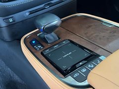 Lexus LS 500h Premium - ფოტო 12