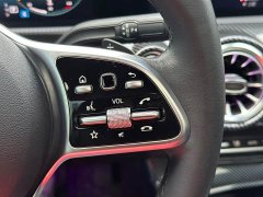 Mercedes-Benz A-Class (Imported) 2022 Facelift A 200 Dynamic - ფოტო 17