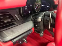 Porsche 911 Targa 4 3.0T - ფოტო 11