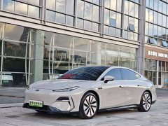 Geely Galaxy E8 665km Rear-Drive Starship Long-Range Edition - ფოტო 1