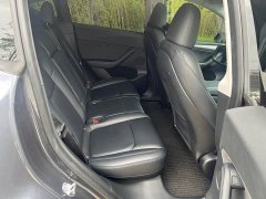 Tesla Model Y Rear-Wheel Drive - ფოტო 13