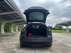 Tesla Model Y Rear-Wheel Drive - ფოტო 20