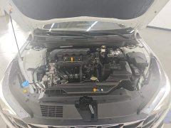 Hyundai Elantra 1.5L CVT GLX Elite - ფოტო 10