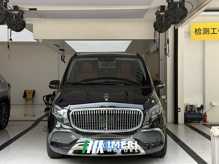 Mercedes-Benz V-Class V 260 L Long Wheelbase Luxury Edition