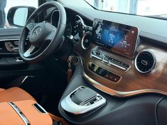 Mercedes-Benz V-Class 2022 V 260 L Long Wheelbase Luxury Edition - ფოტო 16