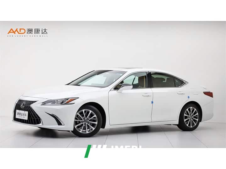 Lexus ES 2022 300h Excellence Edition - ავტომობილი ჩინეთიდან