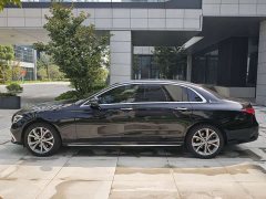 Mercedes-Benz E-Class E 300 L Sport Luxury - ფოტო 4