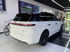 Li Auto L6 Pro - ფოტო 9