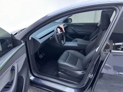 Tesla Model Y Rear-Wheel Drive - ფოტო 16