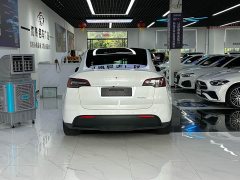 Tesla Model Y Standard Range RWD - ფოტო 8