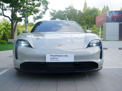 Porsche Taycan 2022 Facelift - ფოტო 2