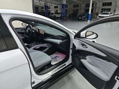 BYD Dolphin 2022 550km Standard Range RWD Luxury - ფოტო 14