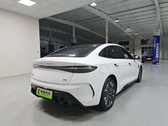 BYD Dolphin 2022 550km Standard Range RWD Luxury - ფოტო 4