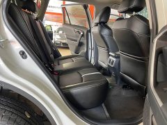 Toyota RAV4 2.0L CVT FWD Urban Edition - ფოტო 11