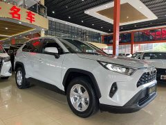 Toyota RAV4 2.0L CVT FWD Urban Edition - ფოტო 3