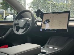 Tesla Model Y Long Range All-Wheel Drive - ფოტო 12