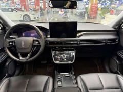 Lincoln Adventurer Explorer 2.0T Two-Wheel Drive Premium - photo 11