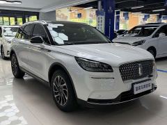 Lincoln Adventurer Explorer 2.0T Two-Wheel Drive Premium - photo 3