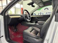 Tesla Model Y Long Range All-Wheel Drive - ფოტო 7