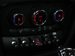 BMW MINI Clubman 2022 1.5T Cooper Connoisseur - ფოტო 9