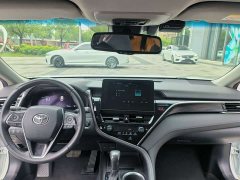 Toyota Camry 2.5G Luxury - ფოტო 13