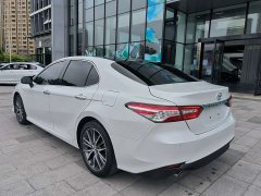Toyota Camry 2.5G Luxury - ფოტო 4