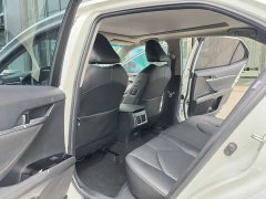 Toyota Camry 2.5G Luxury - ფოტო 9