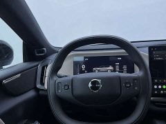Volvo XC70 Plug-in Hybrid AWD Extended Range Plus - ფოტო 10