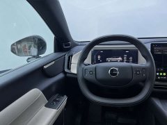 Volvo XC70 Plug-in Hybrid AWD Extended Range Plus - ფოტო 9