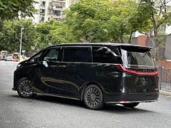 Lexus LM 2023 500h Four-Seat Royal Edition - ფოტო 11