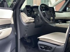 Lexus LM 2023 500h Four-Seat Royal Edition - ფოტო 4