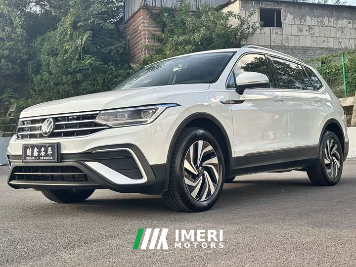 Volkswagen Tiguan L 300TSI Automatic FWD Smart Comfort Edition