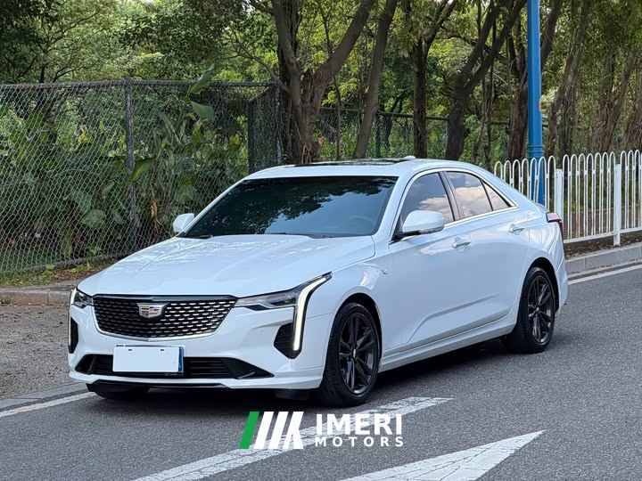 Cadillac CT4 28T Luxury