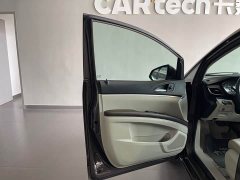 Buick GL8 Land Official Business Class 652T Comfort Edition - ფოტო 14