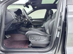 Audi Q5L Sportback 40 TFSI Luxury - ფოტო 11
