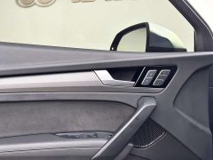 Audi Q5L Sportback 40 TFSI Luxury - ფოტო 3