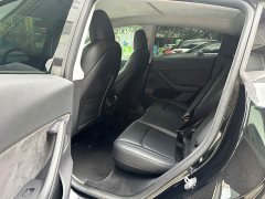 Tesla Model Y Rear-Wheel Drive - ფოტო 5