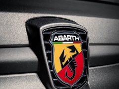 Tesla Abarth 595 1.4T Competizione - ფოტო 13
