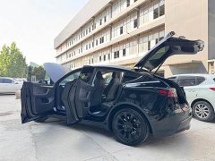 Tesla Model Y 2022 Facelift Rear-Wheel Drive - ფოტო 13
