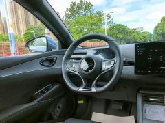 BYD Dolphin 06 DM-i Smart Drive 120KM Deluxe - ფოტო 7