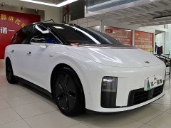 Li Auto i8 Standard Edition - ფოტო 3