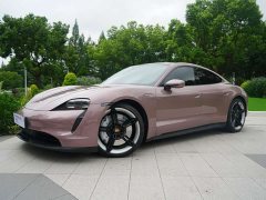 Porsche Taycan - ფოტო 1