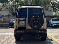 Toyota Land Cruiser (Imported) LC76 4.0L Automatic - ფოტო 10