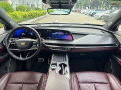 Cadillac XT5 2025 2.0T Platinum - ფოტო 10