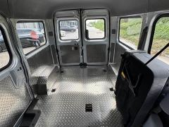 Dongfeng Yuefeng 2.5T V9 Logistics Vehicle Short Wheelbase Mid-Roof 5-9 Seater National V ZD25 - photo 9
